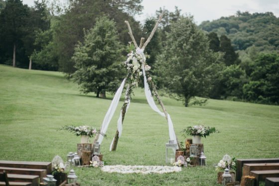 Die 10 schönsten Traubögen für Eure freie Trauung