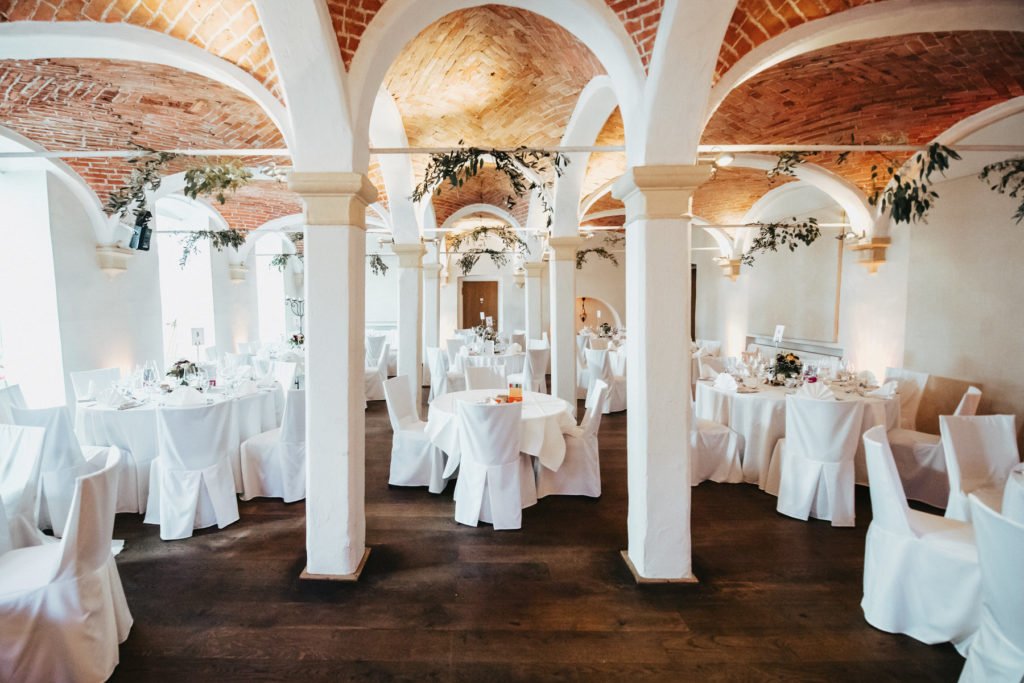 Schwanger heiraten: Kathi und Beni heiraten im Weingut