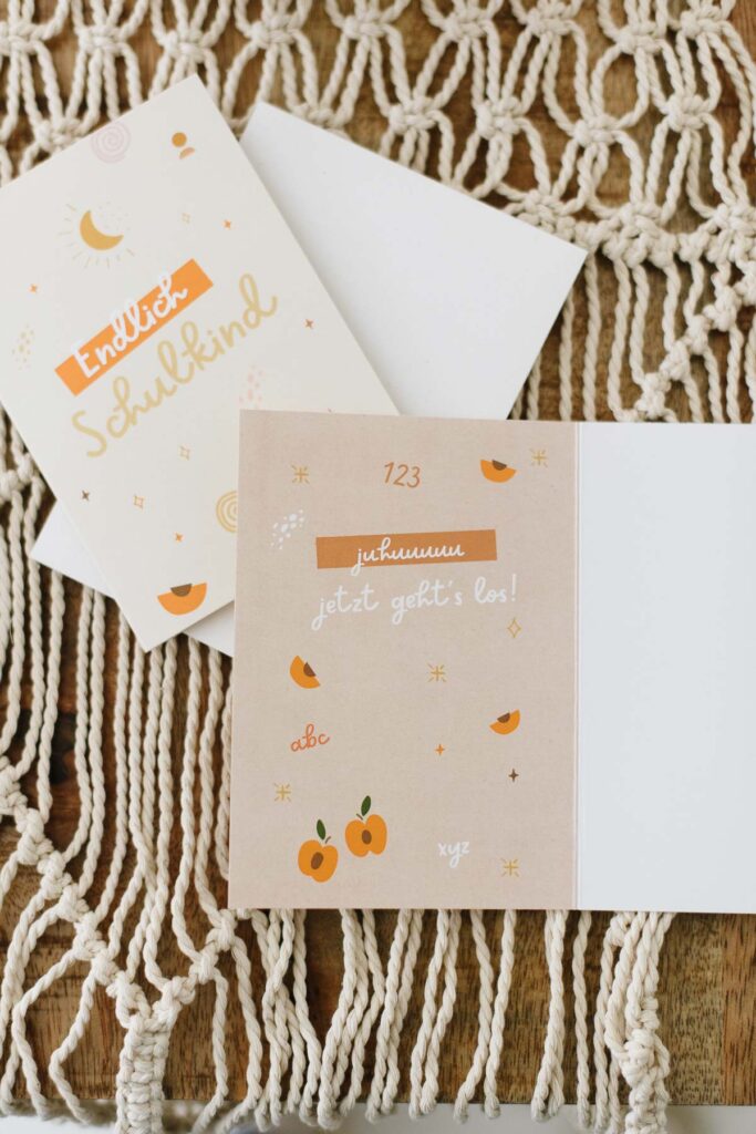 Sommerliche Deko zur Einschulung mit frechen Früchtchen: Einladungskarten, Servietten- Banderolen, Girlanden, uvm. für euren Schulanfang