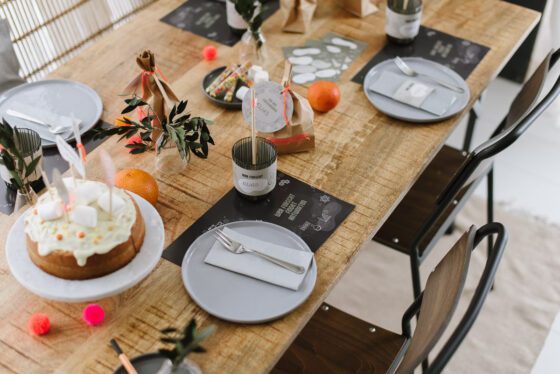 Gedeckter Tisch Kindergeburtstag