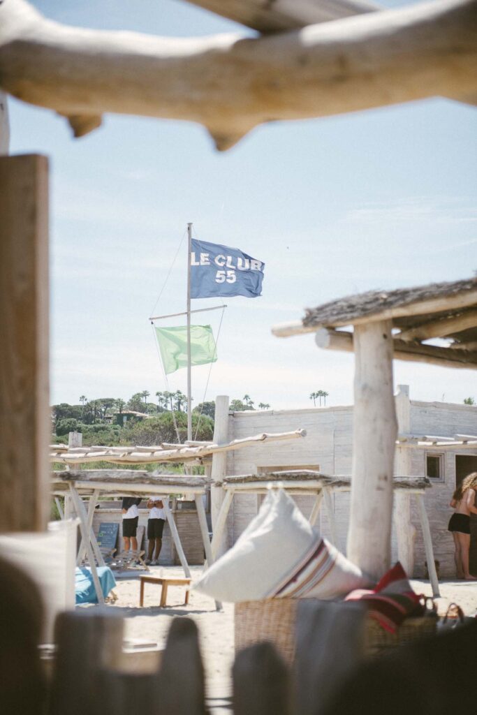 Club 55 Am Plage de Pamplonne