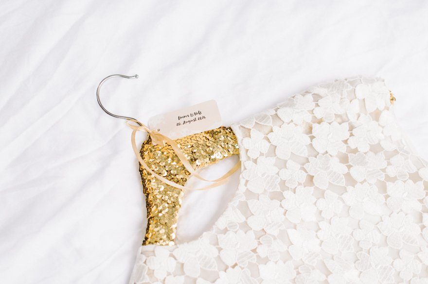 DIY Kleiderbügel für das Brautkleid 8