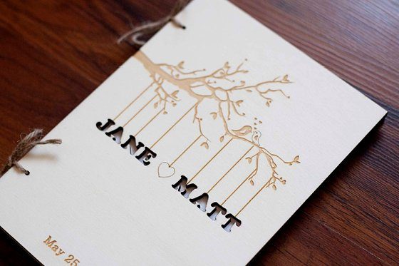 Gästebücher aus Holz