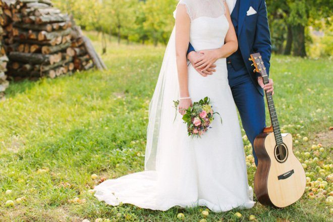 Hochzeit auf dem Bauernhof - Natürliche Hochzeit fotografiert von Aline Lange18