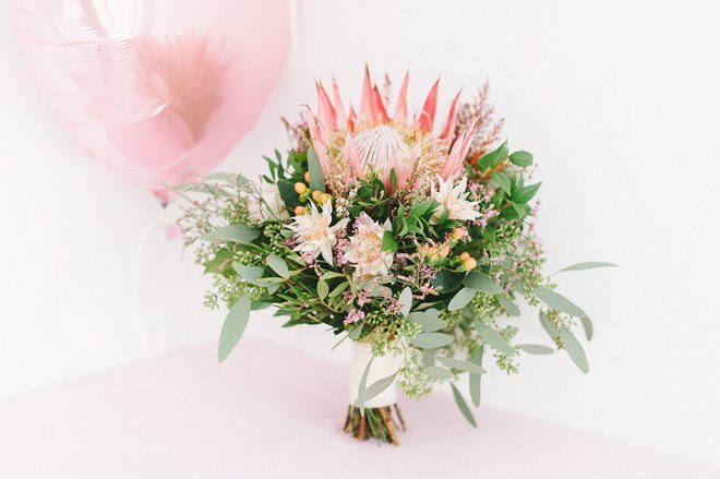 November Brautstrauß mit einer Protea9