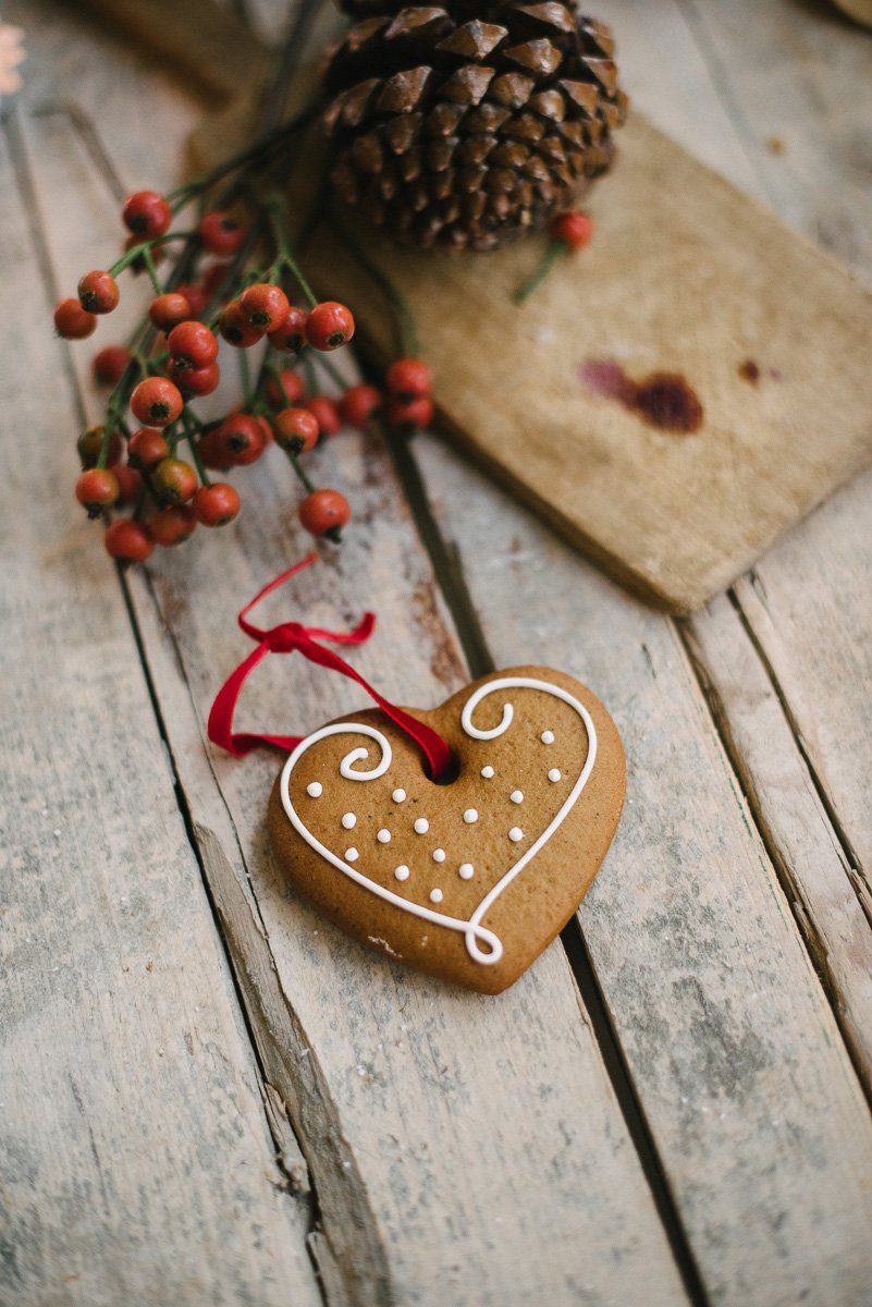 Natürlich, gemütlich, Rot - eine traditionelle und doch moderne Weihnachtsdeko - besinnlich gemütliche Weihnachten feiern